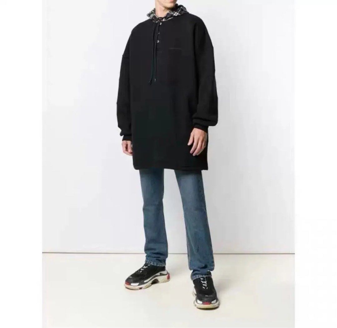 Balenciaga - FW18 Black Plaid Patchwork Hoodie (Category: Coats, Jackets and Outerwear) located in Cavite. Submitted by commoncourtesy (Listing ID 1449955531, Image 1). Description: Authentic Size XXS but fits Large regular (Oversized).