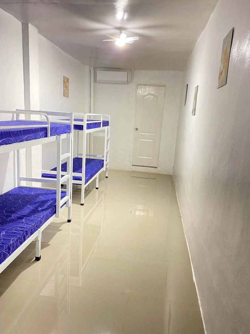 Bedspace for rent girls only (Category: Room Rentals) located in Makati City. Submitted by rentandsalebydrew (Listing ID 1452359493, Image 1). Description: 4500k All in Electric Water Wifi Girls only.