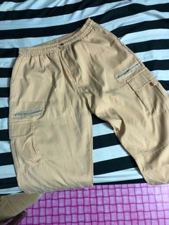 (Category: ) located in . Submitted by swimunder_99 (Listing ID 1452485530, Image 1). Description: .