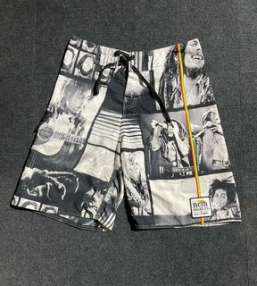 (Category: ) located in . Submitted by jahfindstreetwear (Listing ID 1452324006, Image 1). Description: .