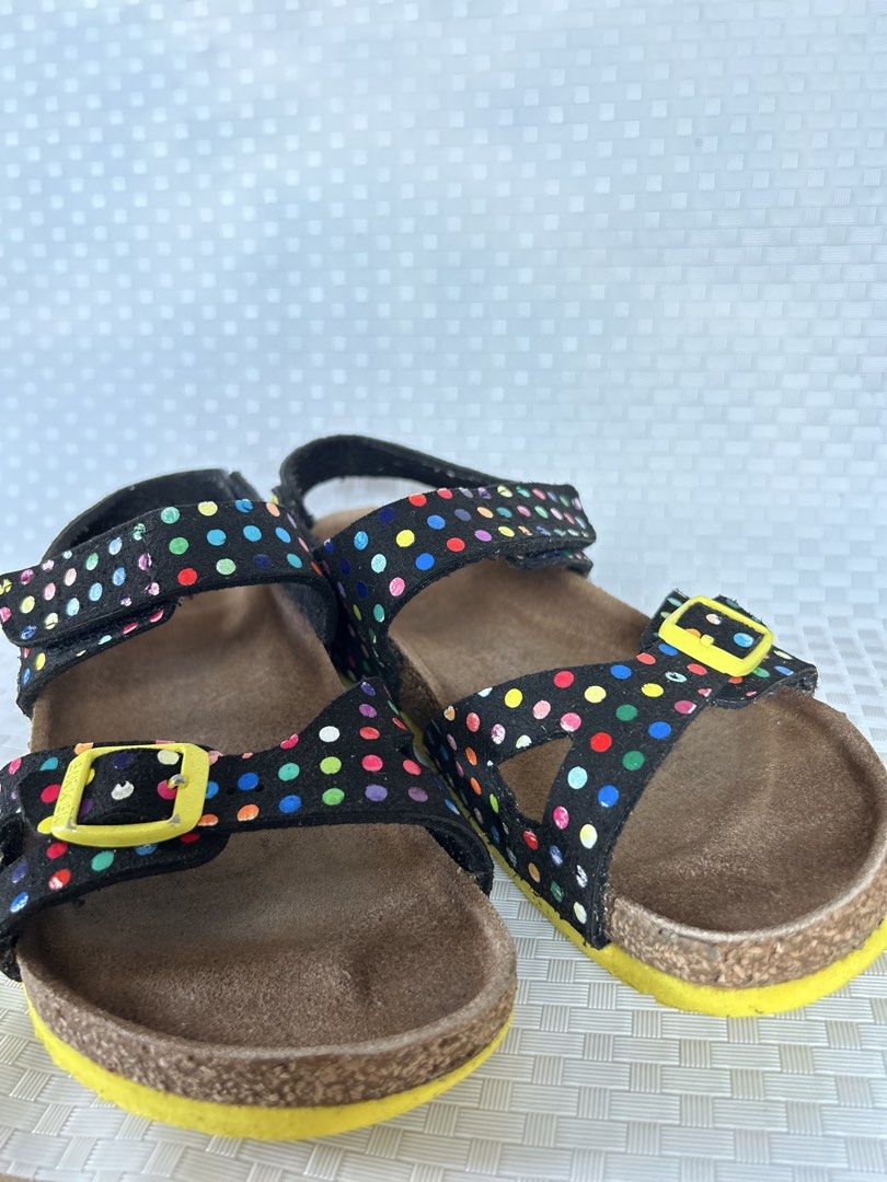 Birkenstock Colorado rivet digital dot size 34 (Category: Babies & Kids Fashion) located in Roxas City. Submitted by rglnos (Listing ID 1452342846, Image 3). Description: .