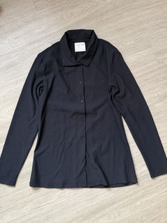 (Kategori: ) berada di . Dikirim oleh limited___closet (ID iklan 1452405451, Gambar 1). Deskripsi: .