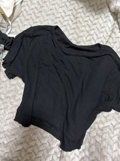 (Category: ) located in . Submitted by clearmywardrobiwe (Listing ID 1452473458, Image 1). Description: .