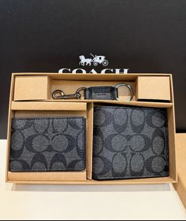 (Category: ) located in . Submitted by conan_fashion (Listing ID 1452402174, Image 1). Description: .