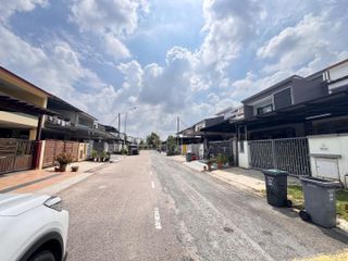 (Category: ) located in . Submitted by smith_goh (Listing ID 1449084852, Image 1). Description: .