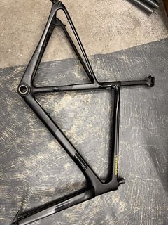 （分類：）位於 。 由 giant3610 提交（商品編號 1452413207，圖片 1）。簡介： 。