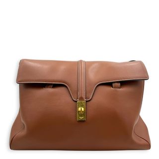 (Category: ) located in . Submitted by carousellluxury (Listing ID 1452401640, Image 1). Description: .