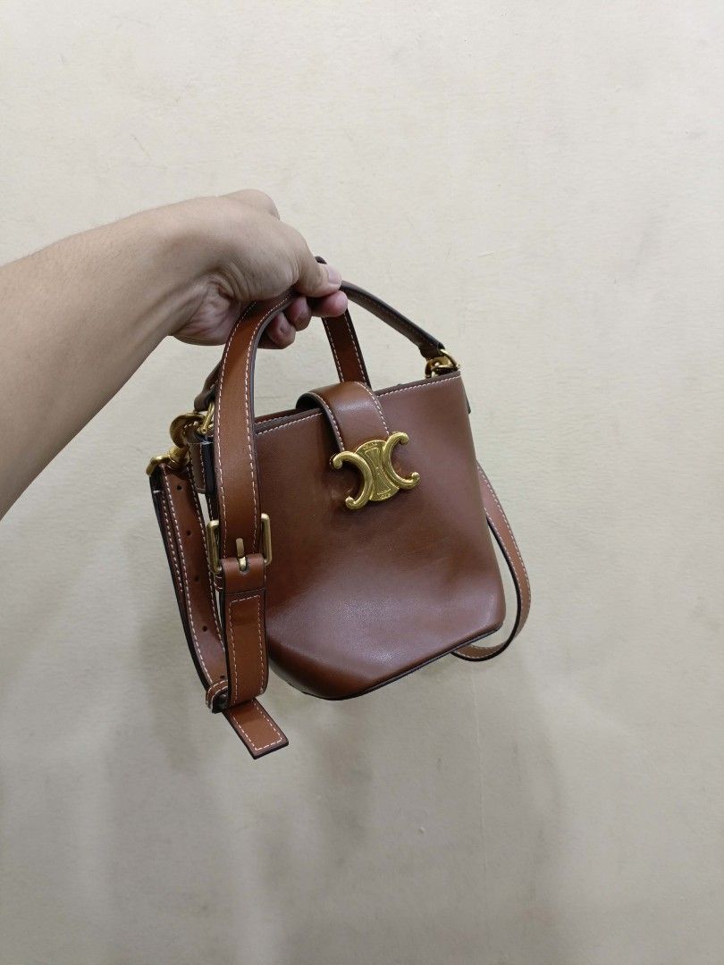Celine Small Bucket Louise Bag (Category: Luxury Bags & Wallets) located in Bacolod City. Submitted by lyn56 (Listing ID 1452390524, Image 3). Description: Celine Small Bucket Louise Bag -Excellent condition -Rank AB -No major flaws -Coded -4 - 10 items can fit inside (depends on size) -AS IS WHERE IS📌 ₱rice: 5,999 free shipping🏷 Courier: J&T Express MOP: Gcash / Bank Transfer Location: Negros Occidental,Bacolod City PAYMENT FIRST (NO COD) NO R