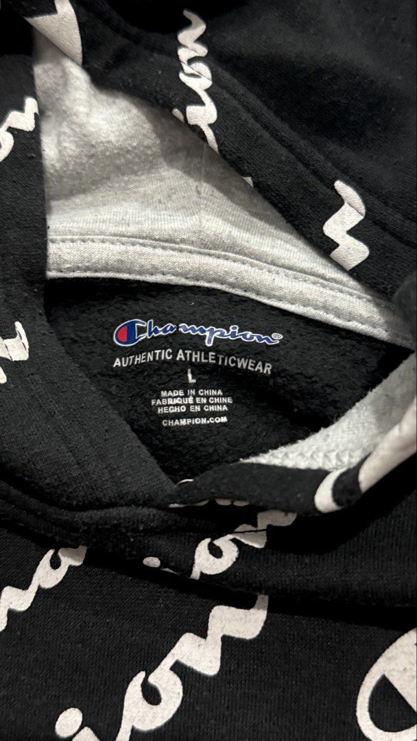Champion kids hoodie original (Kategori: 8 hingga 12 tahun) berada di Jakarta Barat. Dikirim oleh je_preloved (ID iklan 1452468463, Gambar 2). Deskripsi: Champio hoodie for kids. Original. Kondisi bersih dan baik. Jakbar. Jika ingin pakai jasa marketplace extra 10% karena ada fee admin. .