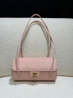 （分類：）位於 。 由 ka1222b 提交（商品編號 1452344438，圖片 1）。簡介： 。