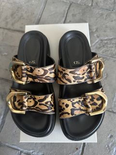 (Category: ) located in . Submitted by thriftwithme_ (Listing ID 1452347504, Image 1). Description: .