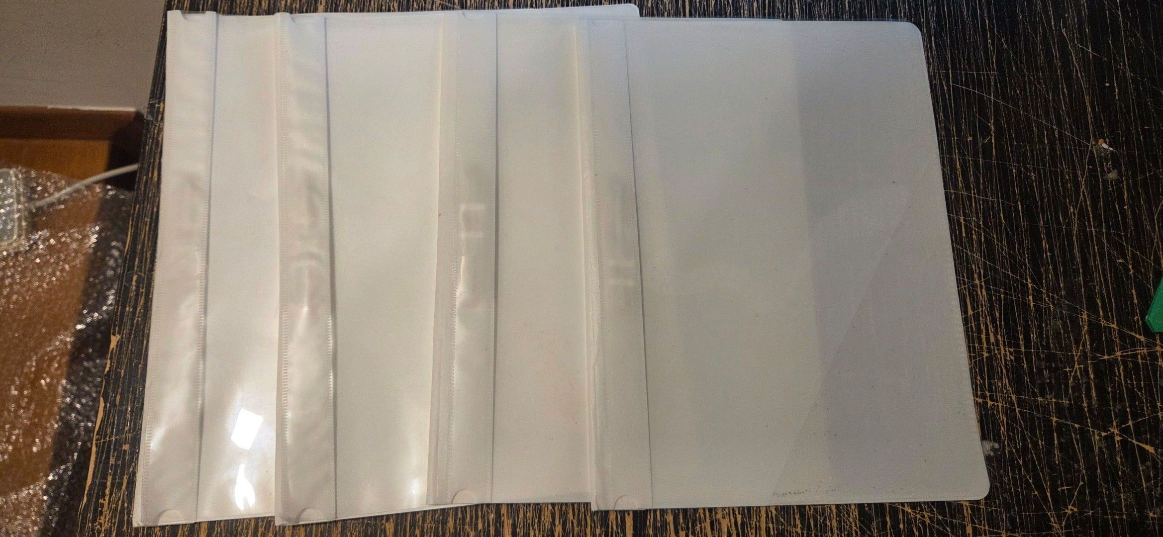 Clear Plastic Document Folder (Category: Stationery & School Supplies) located in Singapore. Submitted by curlystick (Listing ID 1452356353, Image 1). Description: One file for $1.