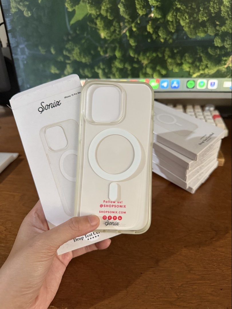 Clear Sonix MagSafe ShockProof Case for iPhone 15 Pro Max (Category: Cases & Sleeves) located in Manila. Submitted by razelysonn (Listing ID 1452346587, Image 3). Description: Fixed price :).