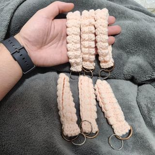 (Category: ) located in . Submitted by painaucrochet (Listing ID 1452322482, Image 1). Description: .