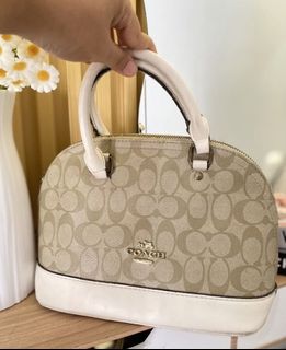 (Kategori: ) berada di . Dikirim oleh likedbyrins (ID iklan 1452400569, Gambar 1). Deskripsi: .