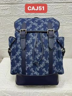 (Category: ) located in . Submitted by fashion.luxe.collection (Listing ID 1452492028, Image 1). Description: .