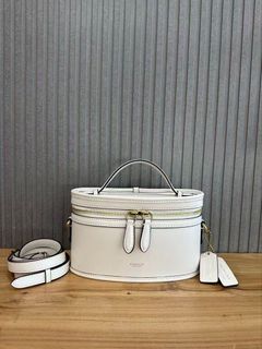（分類：）位於 。 由 royalrivero 提交（商品編號 1452417432，圖片 1）。簡介： 。