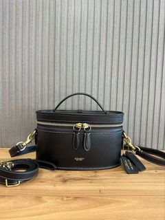 （分類：）位於 。 由 royalrivero 提交（商品編號 1452417542，圖片 1）。簡介： 。