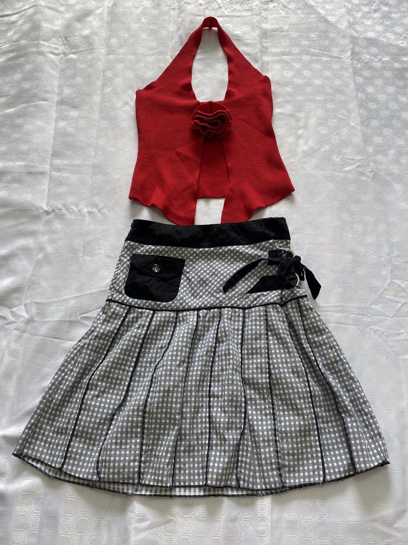 Coachella Set (Jennie Ver.) (Category: Sets or Coordinates) located in Bay. Submitted by _nolabel.com (Listing ID 1452381100, Image 1). Description: Small - Medium. All items are in good condition. Color may vary due to lighting. Can sold per piece . Payment FIRST. J&T: 1-3 days Lalamove: Same day (Buyer must shoulder the delivery fee) .