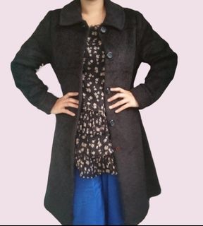(Kategori: ) berada di . Dikirim oleh lovelia.boutique (ID iklan 1452442272, Gambar 1). Deskripsi: .