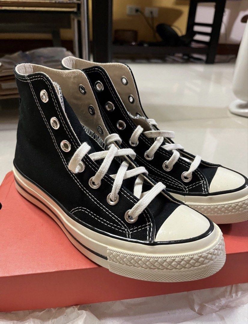 Converse Chuck 70 Unisex Sneakers (Category: Sneakers) located in Quezon. Submitted by achicoco (Listing ID 1452411299, Image 2). Description: -Converse Chuck Taylor 70s Black -2 beses lang nagamit, 100% LEGIT -Size: 6- 23cm -Price : Php 3800 (Still Negotiable) -Can Meetup for checking either SM FAIRVIEW/ STARBUCKS LA CONSOLACION PM me for Questions.
