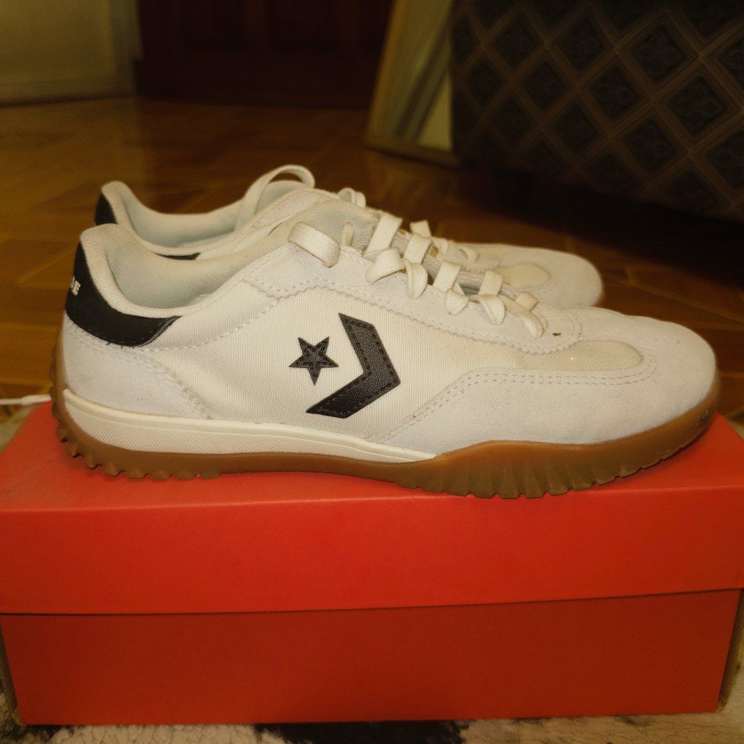 Converse Run Star Trainer Sneakers (Category: Sneakers) located in Victorias. Submitted by glxnny.g (Listing ID 1452453297, Image 2). Description: - Color: White - Size: M 5.5/ W 7 - Features a black star logo and black heel tab - Ideal for everyday wear or light training - Very comfy pair.