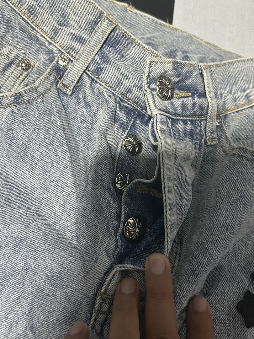 Crome hearts inspired button fly jeans (Category: Jeans) located in San Simon. Submitted by ericdeinla69664 (Listing ID 1452374000, Image 3). Description: Dimes: W-26 L-39 Hem-8 Need wash.