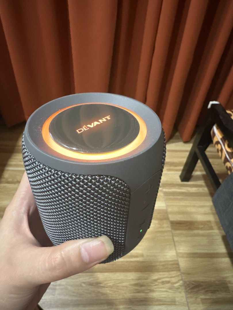 Devant Bluetooth Speaker SWS-01 Soundwave (Category: Soundbars, Speakers & Amplifiers) located in Pasig City. Submitted by riseandslaystore (Listing ID 1452451813, Image 3). Description: Slightly Nego, For sale. Brand new at regalo lang samin. may JBL bluetooth speaker na kami kaya hindi ito nagagamit, inopen lang for testing. Specs: Multi color light BT speaker Bluetooth w/ built in microphone Built in Aux and with Aux Cable With Charging Cable 