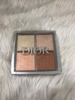 (Category: ) located in . Submitted by le_chic_cart (Listing ID 1452334429, Image 1). Description: .