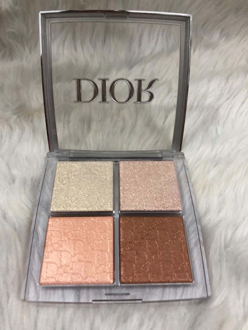 Dior Backstage Glow Face Palette (Category: Makeup) located in Manila. Submitted by le_chic_cart (Listing ID 1452334429, Image 2). Description: - Dior Backstage Glow Face Palette - Includes four shades: Glitter Strobe Gold, Glitter Strobe Pink Gold, Peach, and Bronze - Perfect for highlighting and achieving a radiant glow - Compact size, ideal for on-the-go touch-ups.