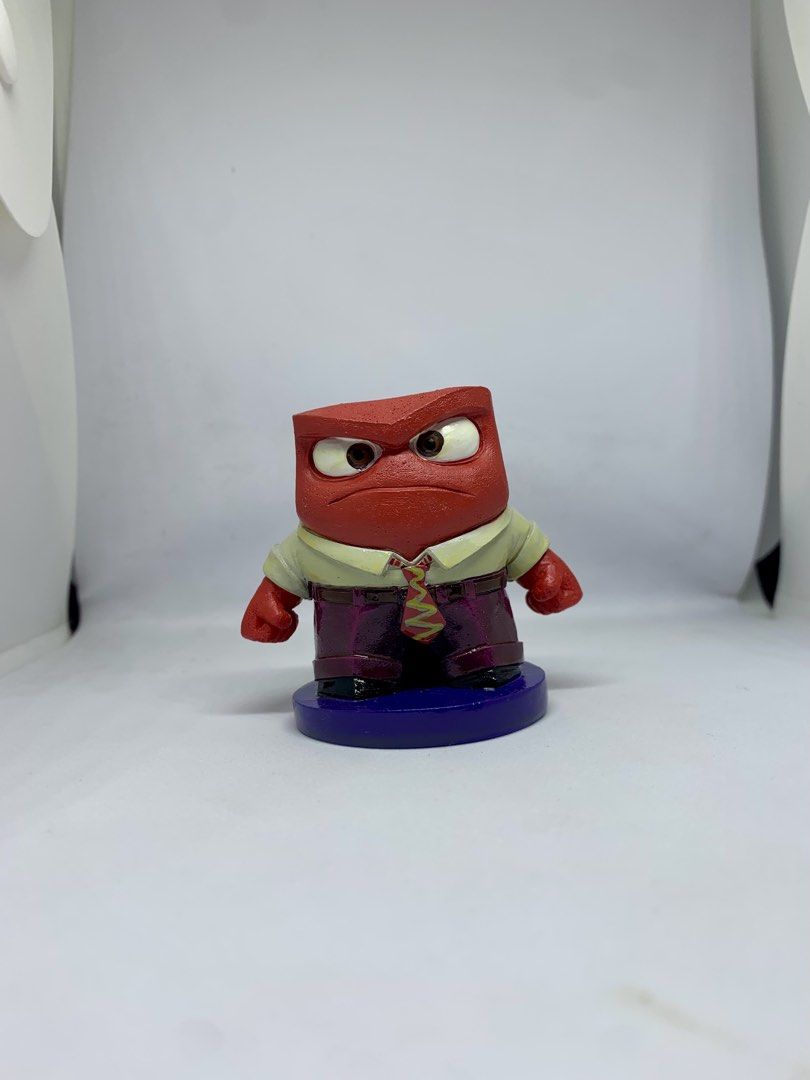 Disney Inside Out Anger Enesco Showcase Collection Figurine (Category: Figurines & Statues) located in Caloocan City. Submitted by ekivilleg86508 (Listing ID 1452484196, Image 1). Description: Disney Showcase Enesco Anger from Inside Out -Disney Showcase sculptures -Exquisite detail and added faux gems and crystals -Hand painted resin -Gift box -Height 6 cm -Glow in the dark neck tie -With box.