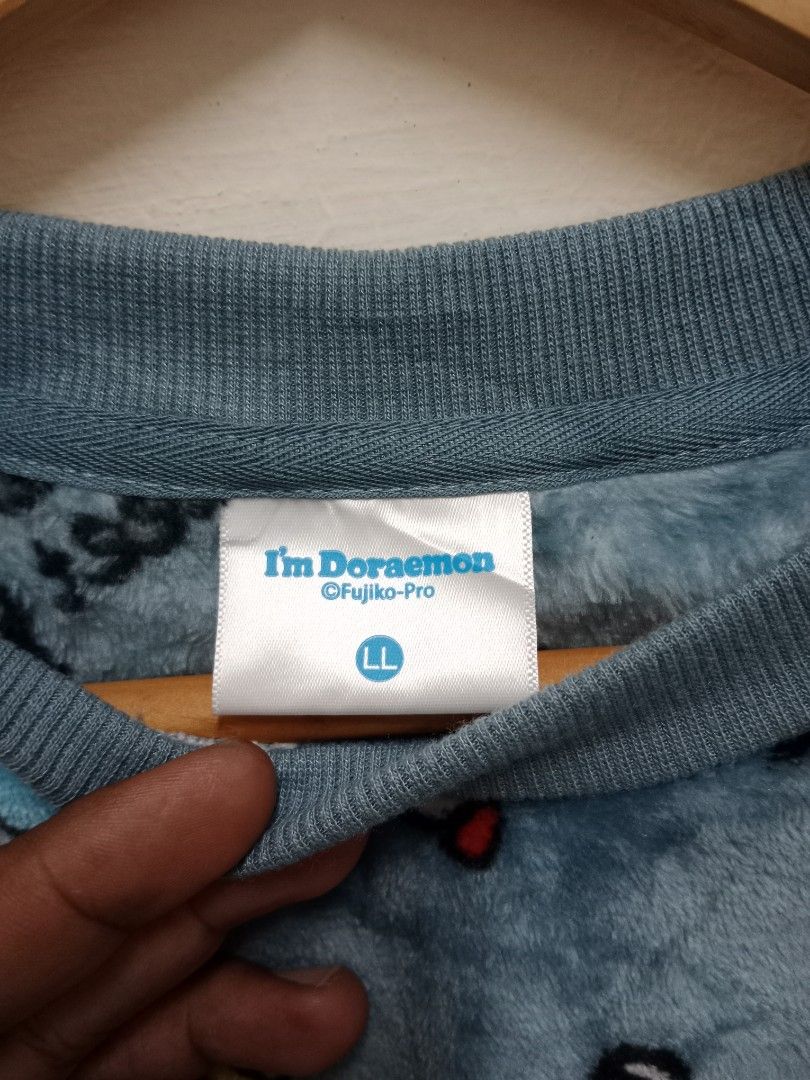 Doraemon sweatshirt full print (Category: Coats, Jackets and Outerwear) located in Sungai Siput. Submitted by deepseastore (Listing ID 1452467310, Image 3). Description: kain sedap.sejuk full print measurement chest - 22.5 inches length - 28.5 inches.