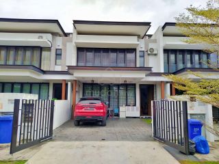 (Category: ) located in . Submitted by mkhairul85 (Listing ID 1449085135, Image 1). Description: .