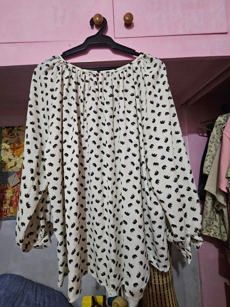 Plus-Size Elephant Print Long-Sleeve Blouse (L-2XL) (Category: Blouses) located in Bacoor. Submitted by ellebread (Listing ID 1452477648, Image 1). Description: ㅡ elephant print long-sleeve blouse, can fit l-2xl ㅡ bought in thailand, used once ㅡ cool fabric, ideal for semi-formal and formal settings ㅡ can nego price if buying other items ㅡ sf to be shouldered by buyer.