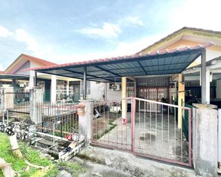 (Category: ) located in . Submitted by nadiahbintiabdrahim (Listing ID 1445224699, Image 1). Description: .