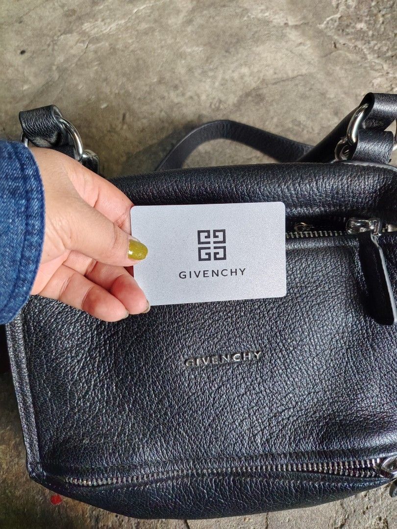 Givenchy PANDORA (Category: Luxury Bags & Wallets) located in Baguio. Submitted by bangtowanv91137 (Listing ID 1452334303, Image 3). Description: selection from hk.