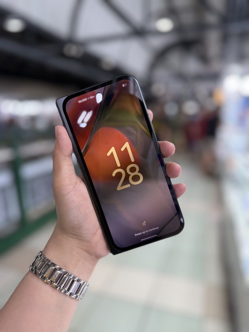 Google pixel 9 Pro FOLD 256GB Openline US variant no issue (Category: Google Pixel) located in San Juan City. Submitted by najihahtelecomshop2018 (Listing ID 1452468728, Image 3). Description: Legit Store | Original unit FOR SALE | TRADE / SWAP ▫️INSTALLMENT thru: 🔸Credit Card (straight / installment) 🔸Ggives / Gcredit + 6% interest 🔸Spay Later + 6% interest (RFS: Buy and Sell any kinds of Gadgets) Description: Google pixel 9 Pro FOLD 256GB ( 