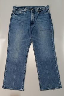 (Category: ) located in . Submitted by aydenthriftwear (Listing ID 1452445425, Image 1). Description: .