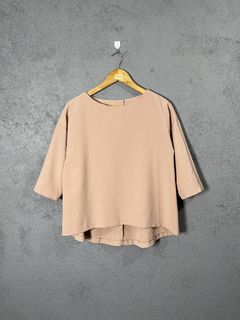 (Category: ) located in . Submitted by basicthrifted (Listing ID 1452449917, Image 1). Description: .