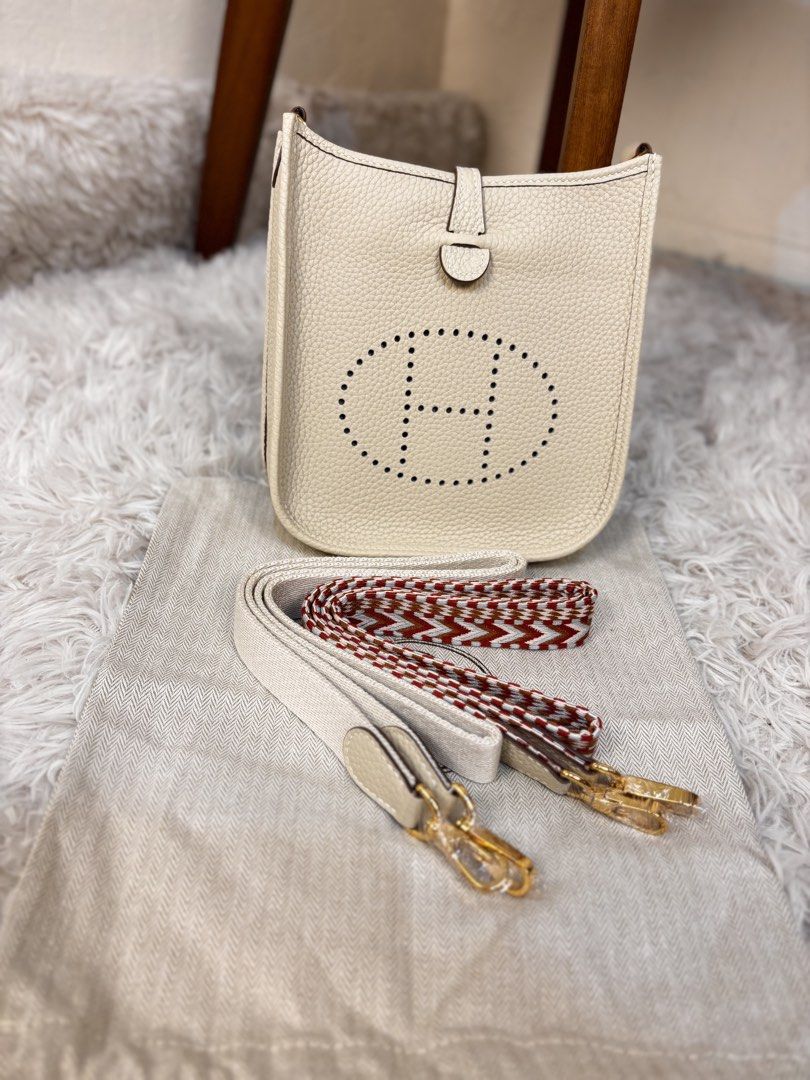 Hermes Evelyne Crossbody Bag (Category: Luxury Bags & Wallets) located in Muntinlupa City. Submitted by yangchic (Listing ID 1452420067, Image 2). Description: ✔️coded ▪️color: Craie / Chalk ▪️two staps included ▪️message for more information and details.