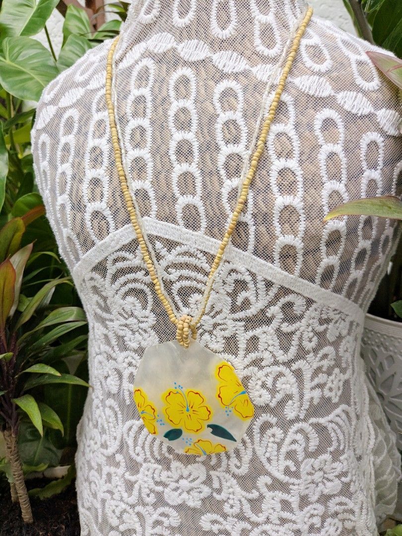 Hibiscus Painted Pendant V2 Handcrafted Necklace (Category: Necklaces) located in Las Pinas. Submitted by amisells (Listing ID 1452412549, Image 3). Description: ⋆⊱༻𖥸༺⊰⋆ every piece in our collection is thoughtfully handcrafted using an exquisite selection of locally sourced natural materials! discover the beauty of authentic craftsmanship through coconut heishi beads, lumbang seed beads, bayong and gmelina wood beads, coco side-drill beads, one