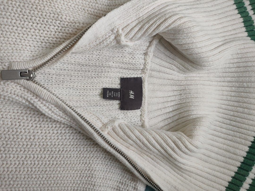 H&M Quarter Zip Knitted Vest (Category: Sleeveless) located in General Trias. Submitted by dunht (Listing ID 1452408434, Image 3). Description: H&M W-26 L-28 Color Rate: 9/10.