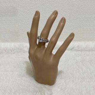 (Category: ) located in . Submitted by posh_avenue888 (Listing ID 1452389269, Image 1). Description: .