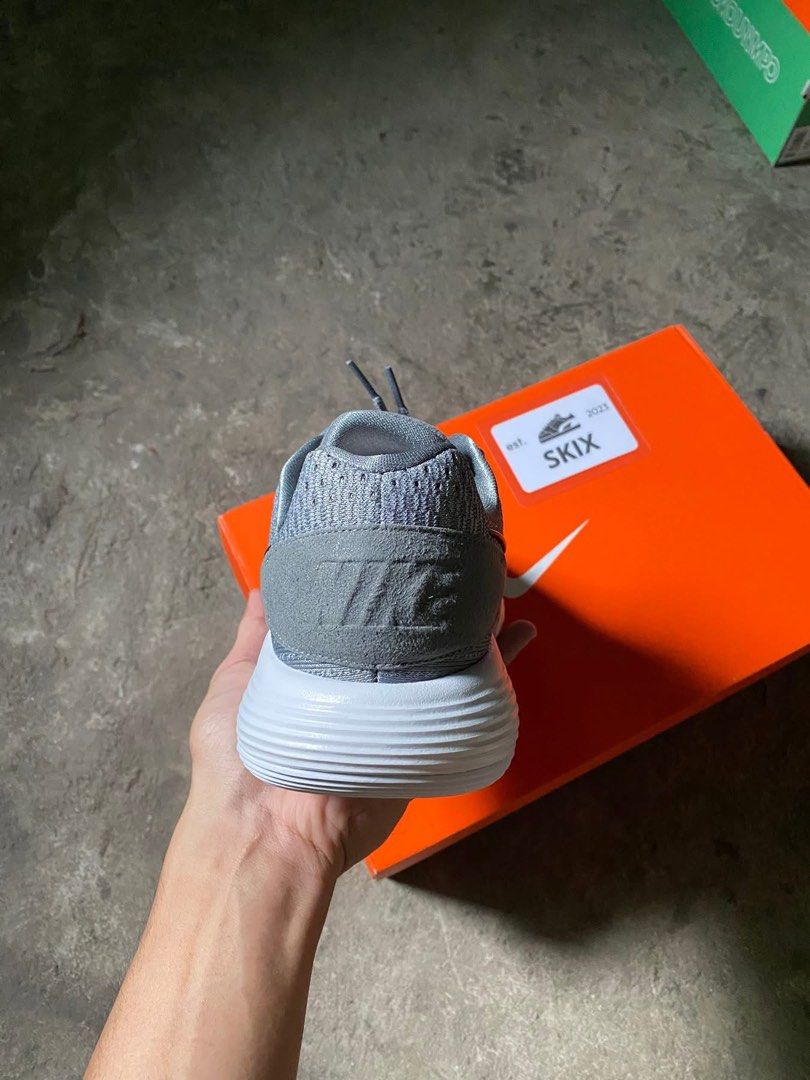Hyperdunk Low 'Cool Grey' (Category: Sneakers) located in General Trias. Submitted by adrian_skix (Listing ID 1452369598, Image 3). Description: Hyperdunk Low ‘Cool Grey’ Size: 9/9.5/10 ✅₱3299 ❌SRP ₱7395 *PRICE MAY VARY WITHOUT PRIOR NOTICE* ✅100% Original and Brand new. 💯Moneyback guaranteed if proven fake. 💳MOP: GCash/Maya/Maribank (Seabank) NO COD❌ 🚫NO REFUND/EXCHANGE SIZE POLICY! 📍San Francisco, General Trias, Cavite. 🚚We can ship nation