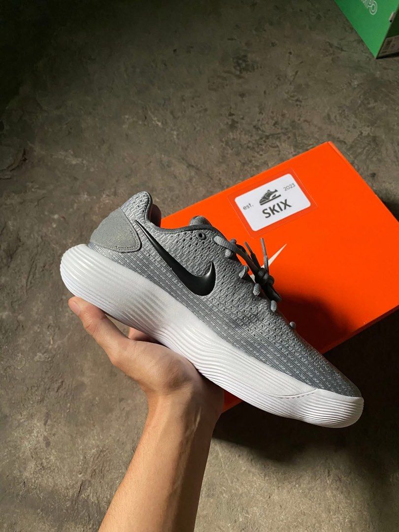 Hyperdunk Low 'Cool Grey' (Category: Sneakers) located in General Trias. Submitted by adrian_skix (Listing ID 1452369598, Image 2). Description: Hyperdunk Low ‘Cool Grey’ Size: 9/9.5/10 ✅₱3299 ❌SRP ₱7395 *PRICE MAY VARY WITHOUT PRIOR NOTICE* ✅100% Original and Brand new. 💯Moneyback guaranteed if proven fake. 💳MOP: GCash/Maya/Maribank (Seabank) NO COD❌ 🚫NO REFUND/EXCHANGE SIZE POLICY! 📍San Francisco, General Trias, Cavite. 🚚We can ship nation