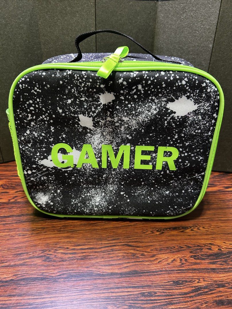 Idoodle thermal lunch bag (Category: Food Organization & Storage) located in Manila. Submitted by starbalesukandjapansurplus (Listing ID 1452367285, Image 1). Description: .