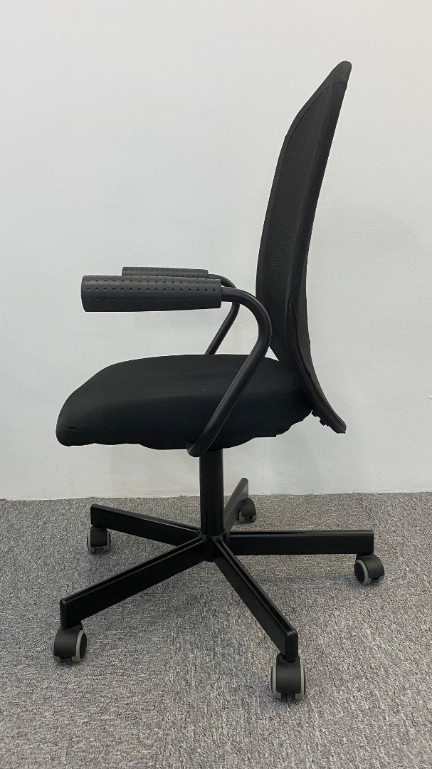 IKEA FLINTAN Office Chair with Armrests (Category: Chairs) located in Kuala Lumpur. Submitted by tlser (Listing ID 1452370477, Image 2). Description: - Mint condition, slightly used only - Have 4 pcs available for sale - Black mesh back office chair - Armrests for personalized comfort - Sturdy base with smooth-rolling wheels - Ideal for home office or study use - Swivels and rolls effortlessly - Designed for long sitting hours.