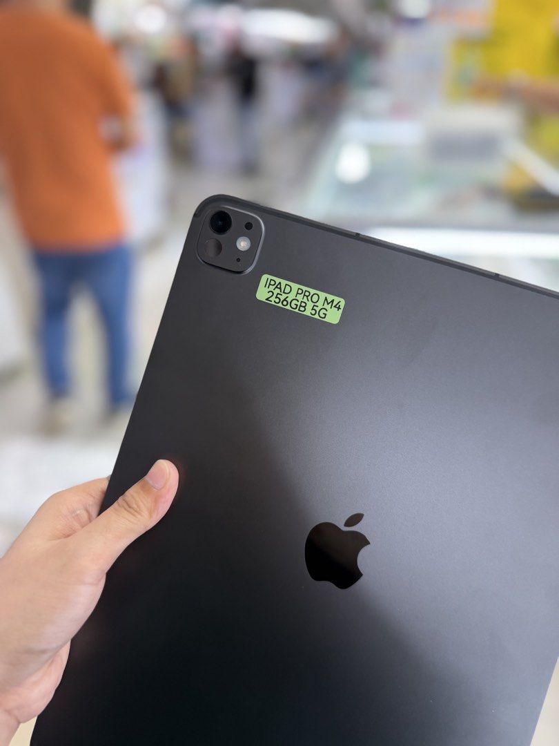 Ipad Pro M4 256GB 13' inch 100BB Wifi + cellular Openline (Category: iPad) located in San Juan City. Submitted by najihahtelecomshop2018 (Listing ID 1452467403, Image 3). Description: Legit Store | Original unit FOR SALE | TRADE / SWAP ▫️INSTALLMENT thru: 🔸Credit Card (straight / installment) 🔸Ggives / Gcredit + 6% interest 🔸Spay Later + 6% interest (RFS: Buy and Sell any kinds of Gadgets) Description: Ipad Pro M4 13' inch 256GB ( other GB are