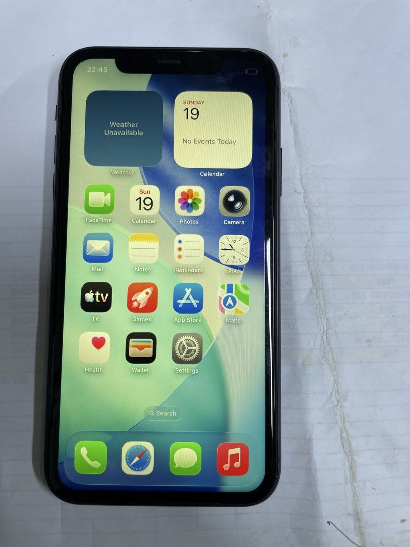 iPhone 11 64gb (Category: iPhone 11 Series) located in Manila. Submitted by dexsam778 (Listing ID 1452504338, Image 3). Description: ❌PLEASE READ BEFORE PM OR DM❌ WIFI USE WIFI USE HOTSPOT USE ONLY iPhone 11 64gb ORIGINAL UNIT CASE FULL TEMPRED GLASS PWEDE LAGYAN NG APPLE iOS26 na kaya mabilis Good for back up Phones 📞 VLOGGING✅ PICTURES TAKING✅ TIKTOK LIVE ✅ STREAMING ✅ FACEBOOK ✅ YOUTUBE✅ NEFTLIX✅ GAMING ✅ Pm for surebuyer Meet Up Jollebee hid