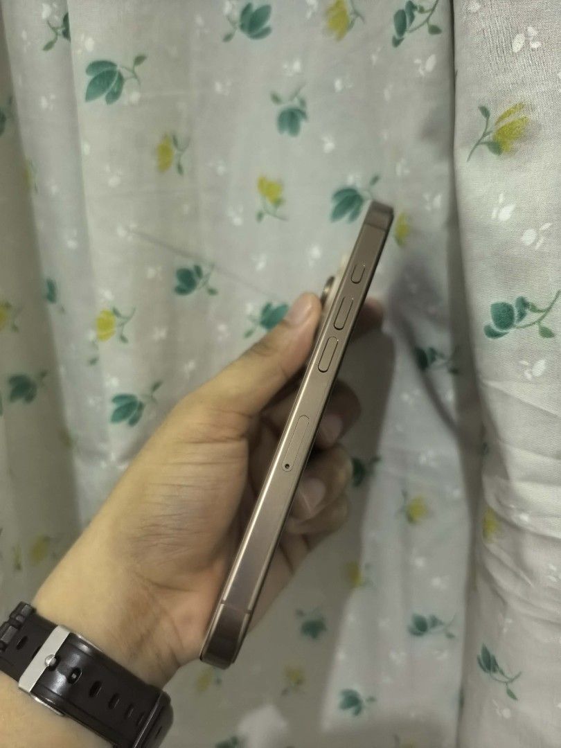 IPHONE 16 PRO DESERT TITANIUM 128gb (Category: iPhone 16 Series) located in Rodriguez. Submitted by ez-gadgets (Listing ID 1452504405, Image 3). Description: Iphone 16 Pro 128gb 91bh no issue unli reset open for swap sa PC set, or any lower iphone series + cash. Open for meetup..